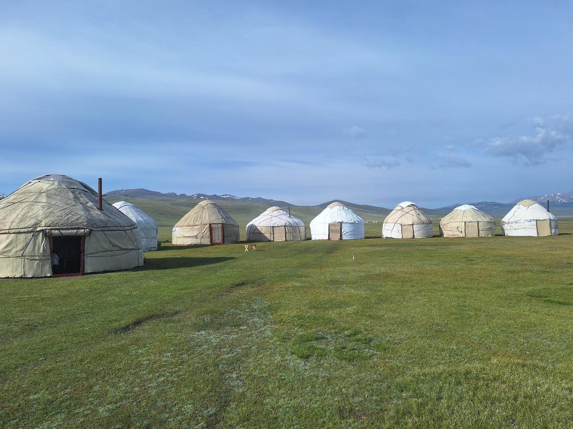 Zalkar Yurt Camp Hotell Song-Kul Exteriör bild
